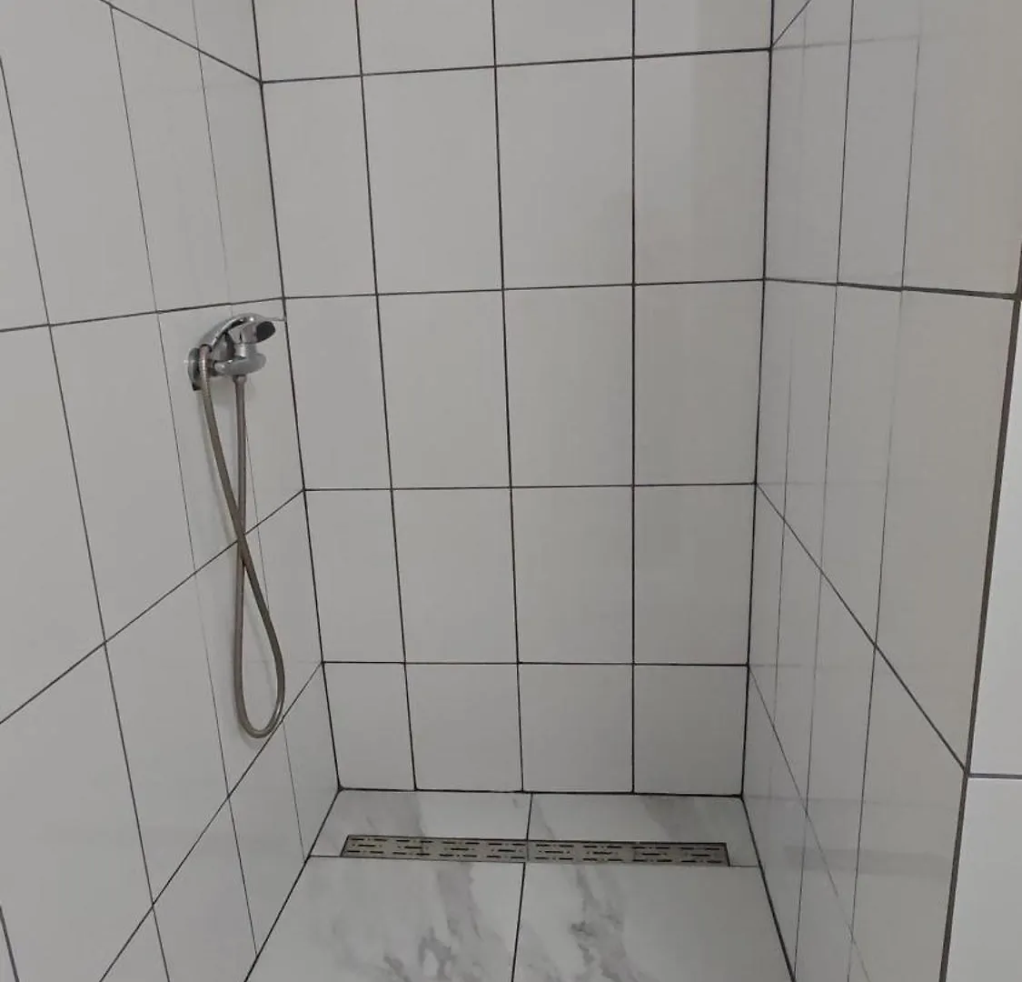Z Villa Bucureşti 0*,
