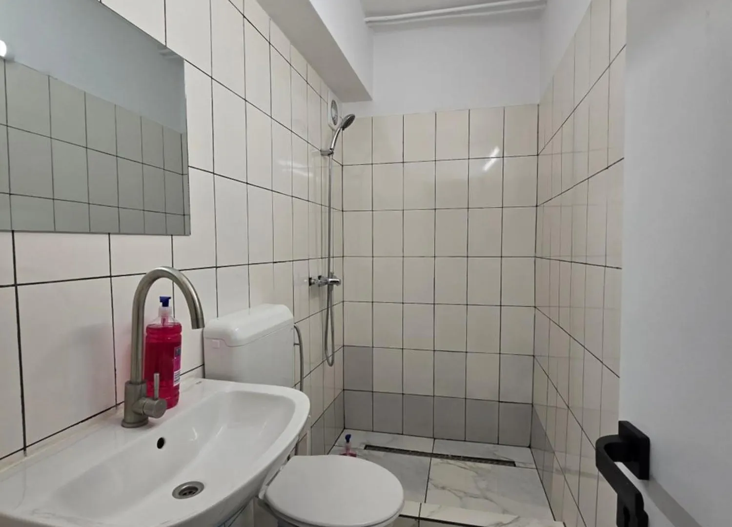 Z Villa Bukareszt 0*,
