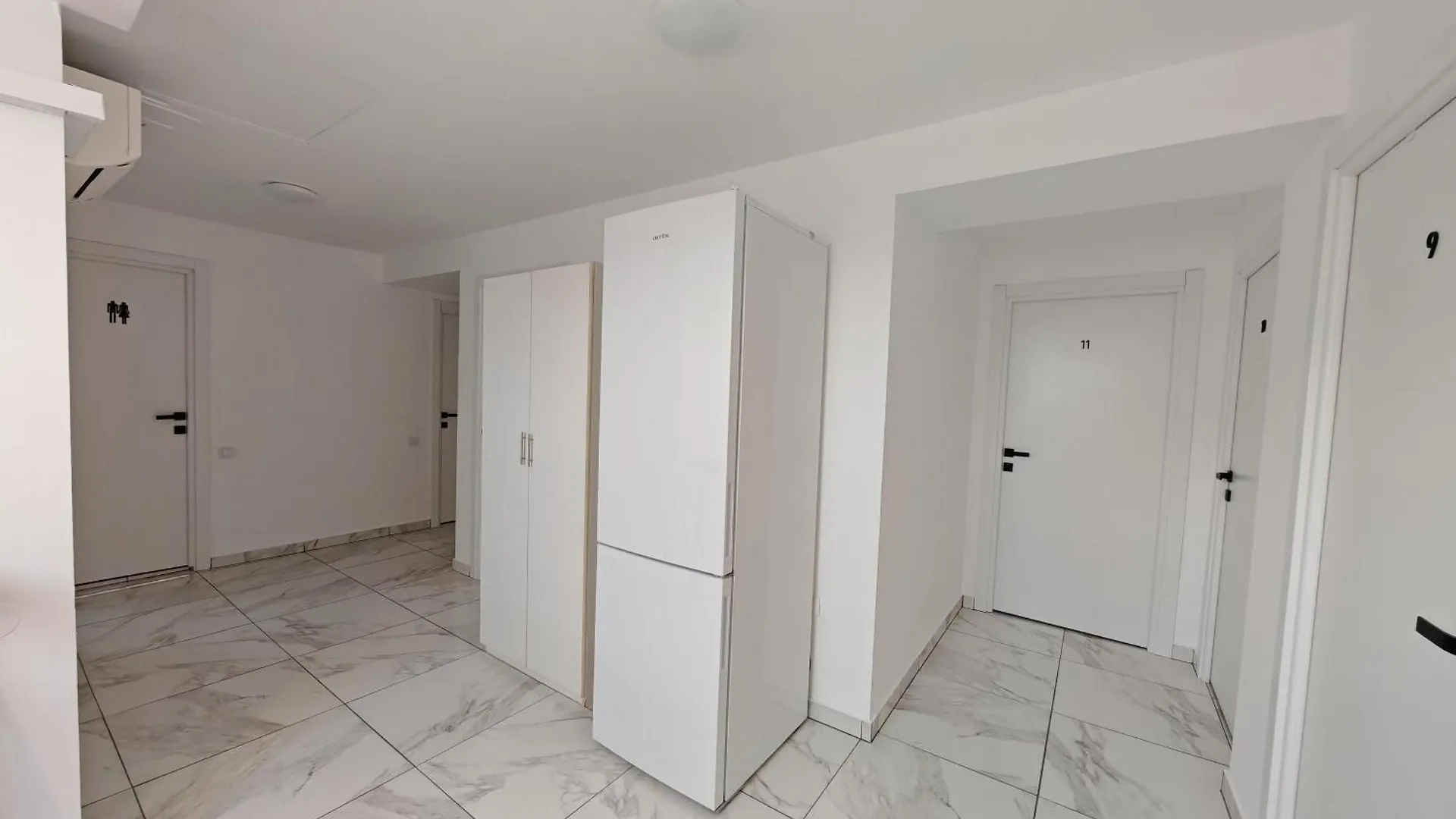 Z Villa Bukareszt 0*,