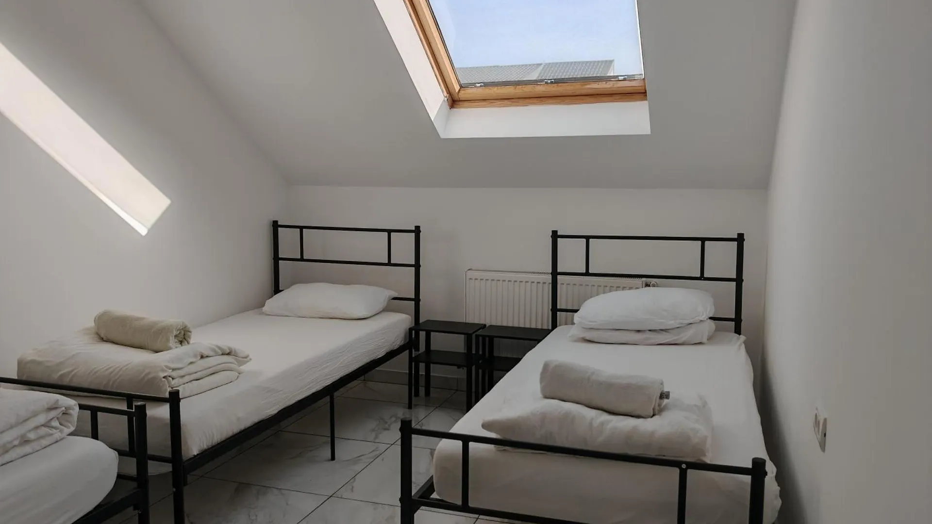 Z Villa Bukareszt Hostel